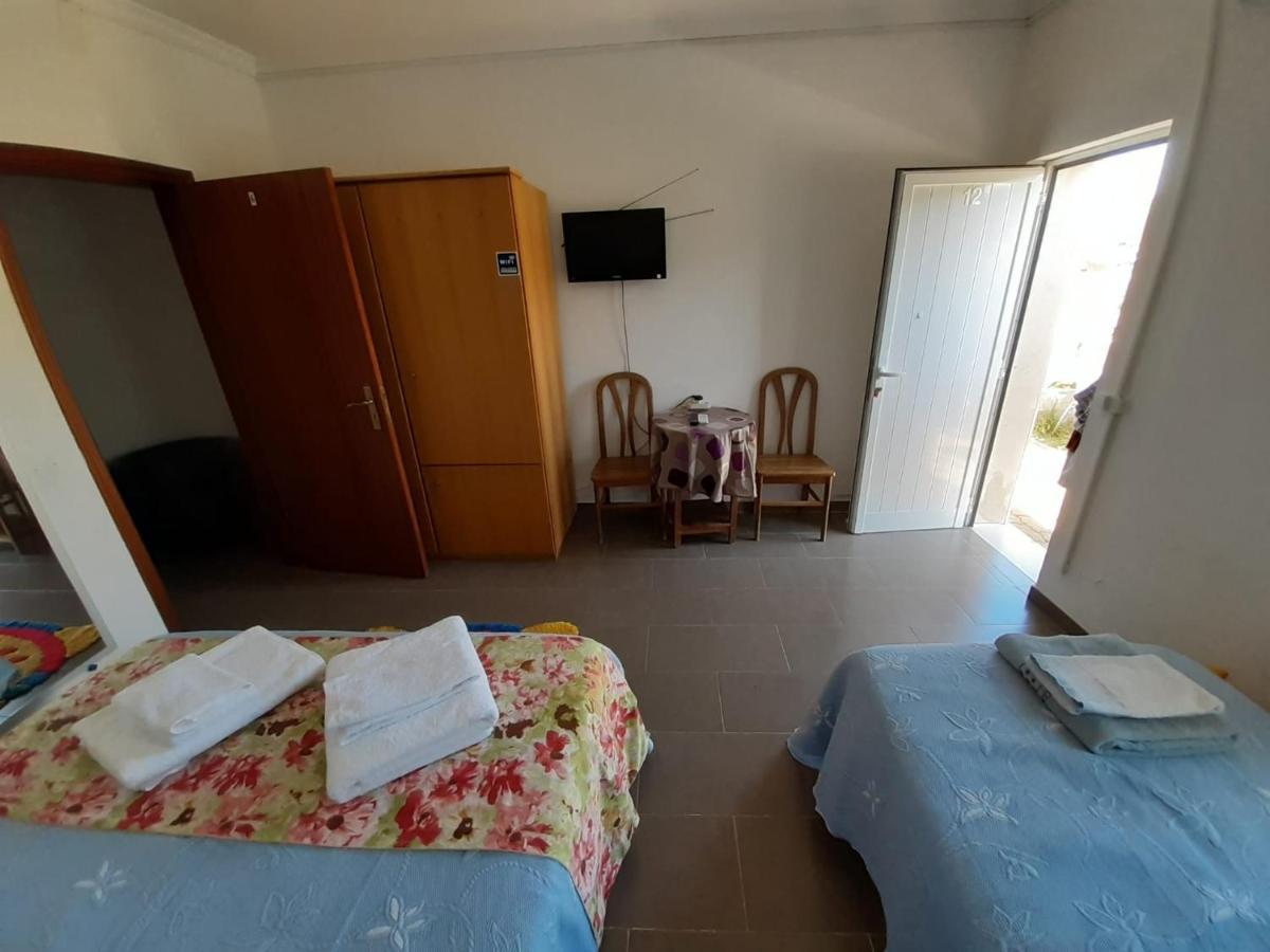 Alojamento Rita Mértola Exterior foto